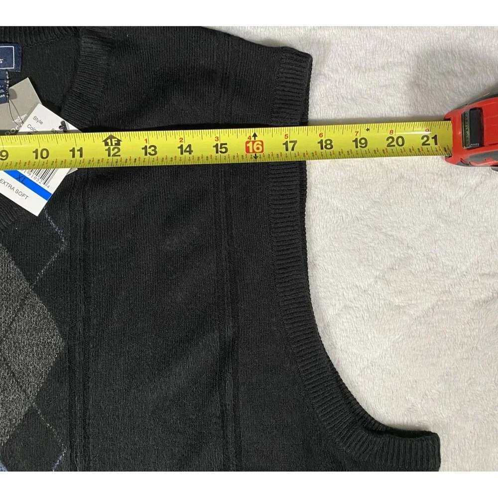 Men's XL Argyle V-Neck Sweater Vest Preppy GrandpaCore Office Academia Professor
